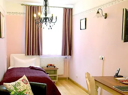 厄尔彻酒店 酒店 3*