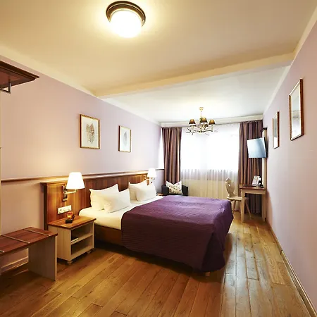 Ξενοδοχείο Elch 3*