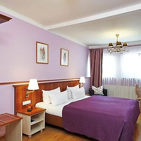 Elch Ξενοδοχείο 3*
