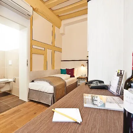 Ξενοδοχείο Elch 3*